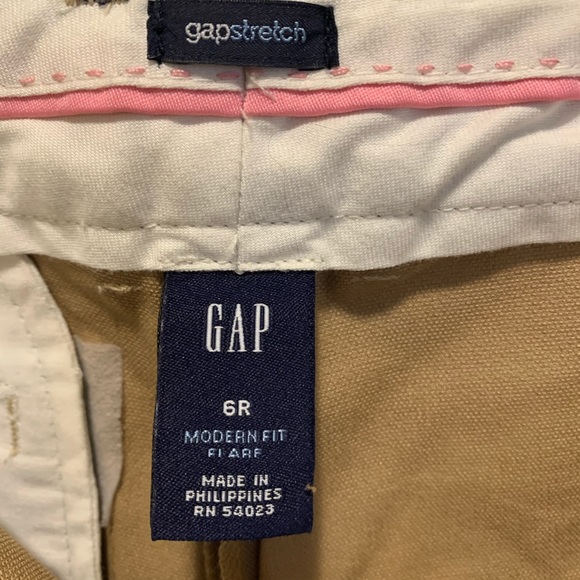Gap Ladies Pants Like New - Picture 3 of 3